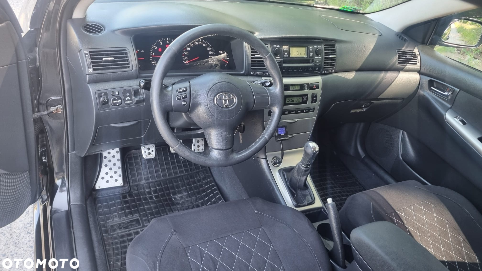 Toyota Corolla - 6