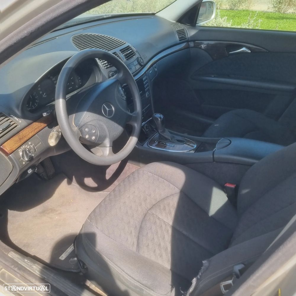 Mercedes-Benz E 270 - 7