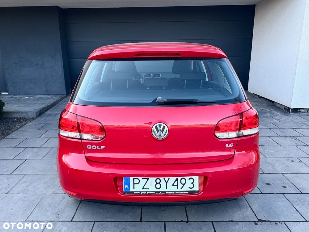 Volkswagen Golf 1.6 DSG Comfortline - 5
