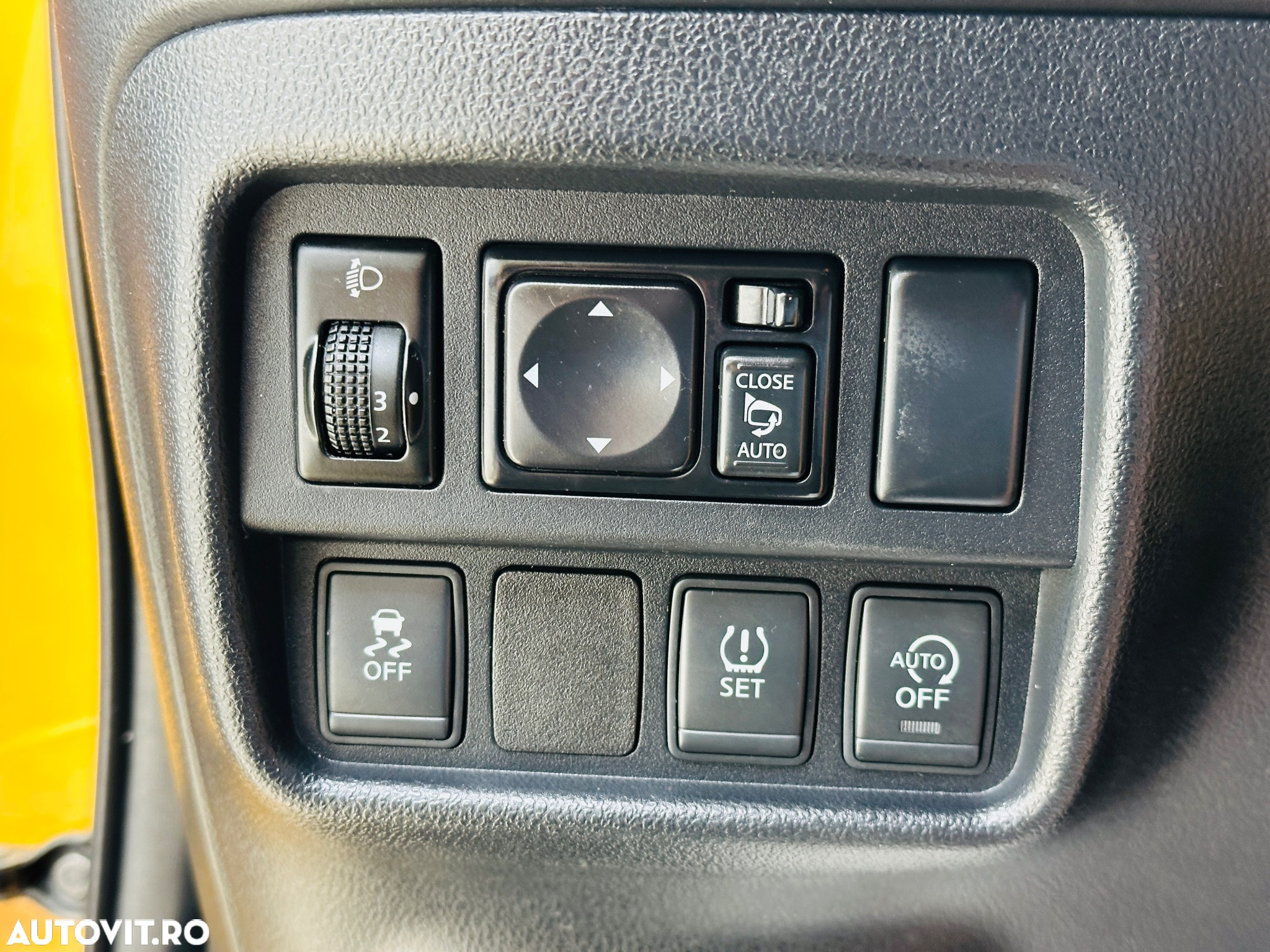 Nissan Juke - 25
