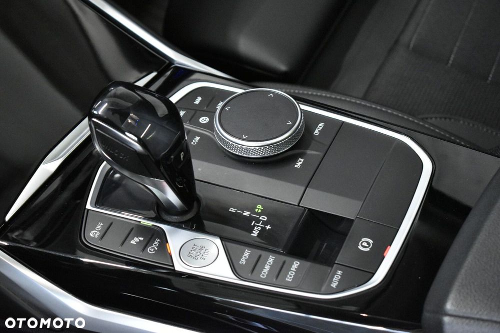 BMW Seria 3 - 22