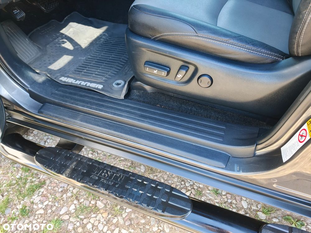 Toyota 4-Runner - 27