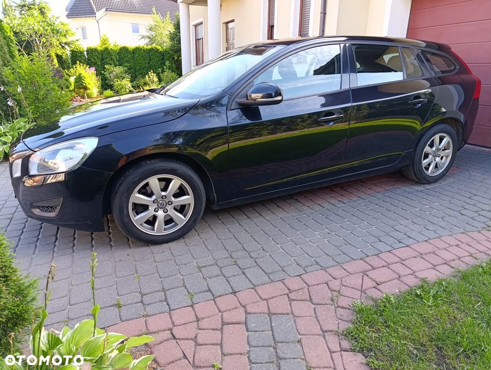 Volvo V60 D3 Geartronic Momentum - 3