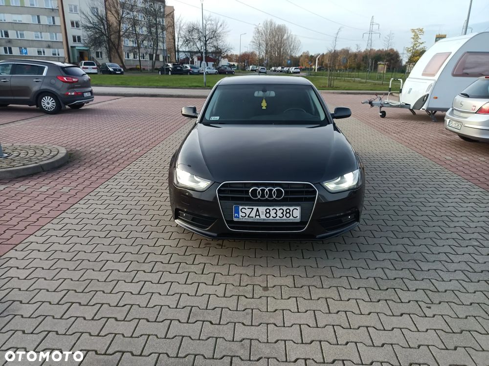 Audi A4 Limousine 2.0 TDI - 10