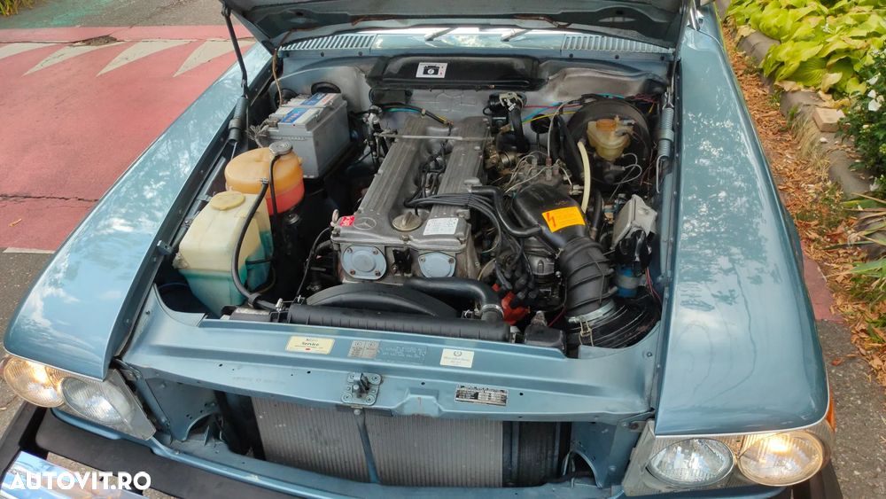 Mercedes-Benz SLC - 8