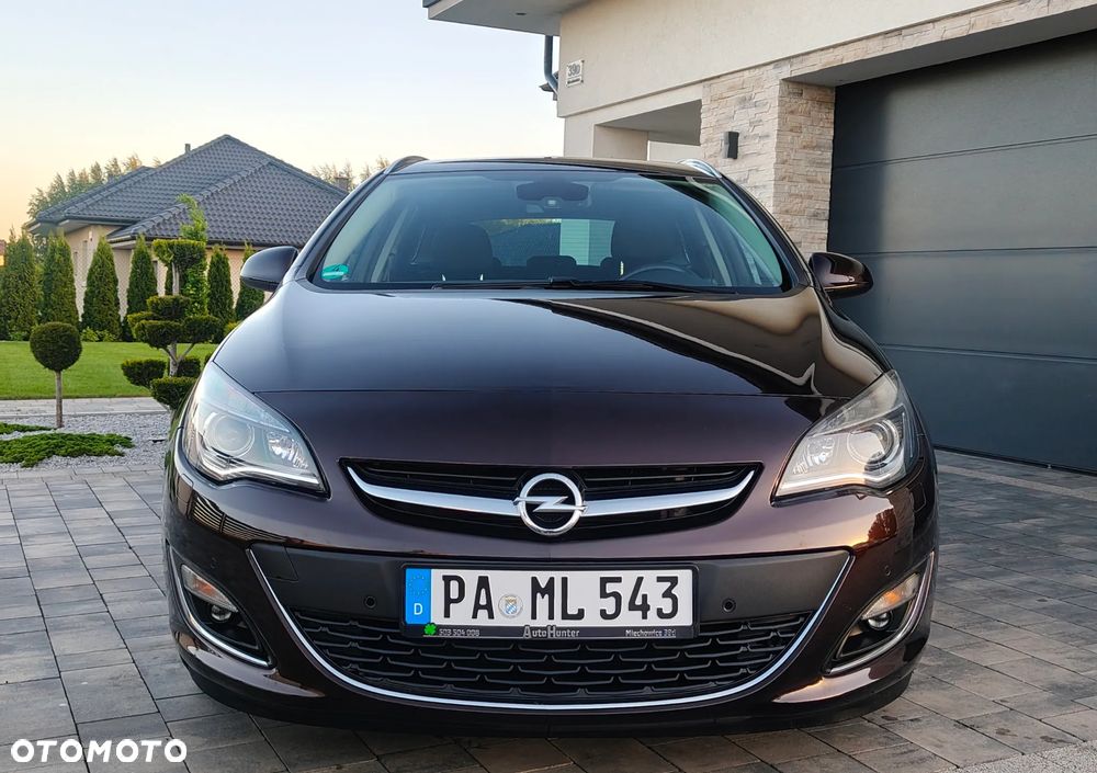 Opel Astra 1.4 Turbo Exklusiv - 3