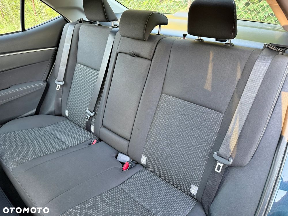 Toyota Corolla 1.6 Prestige - 25