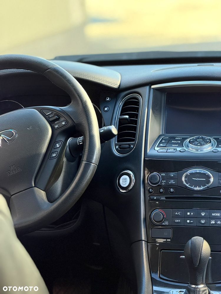 Infiniti QX50 - 7