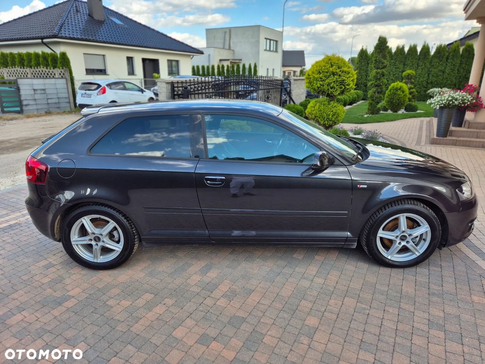 Audi A3 3-drzwiowe 1.4 TFSI S line Sportpaket (plus) - 19