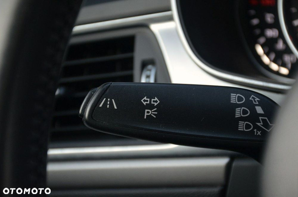 Audi A6 Allroad - 16