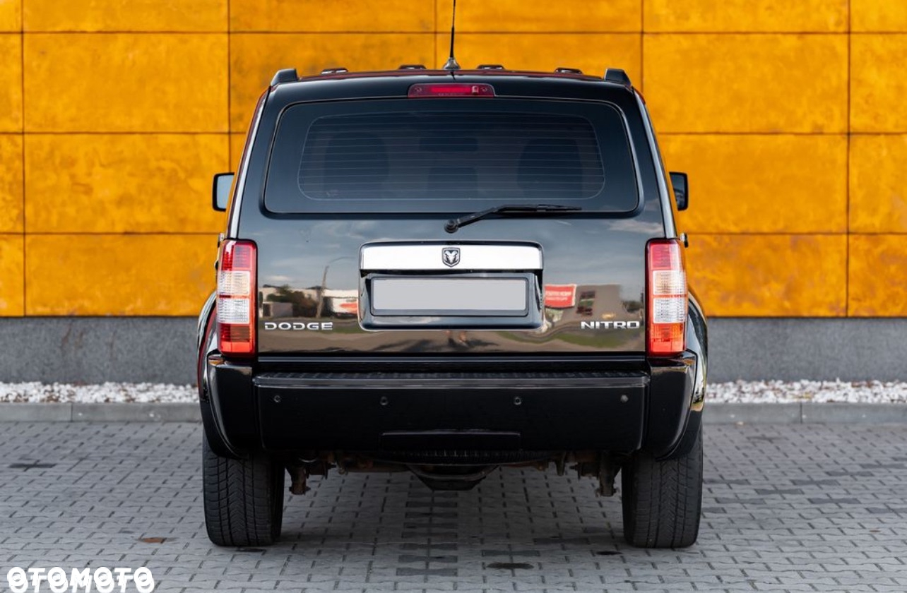 Dodge Nitro 4.0 V6 RT - 14