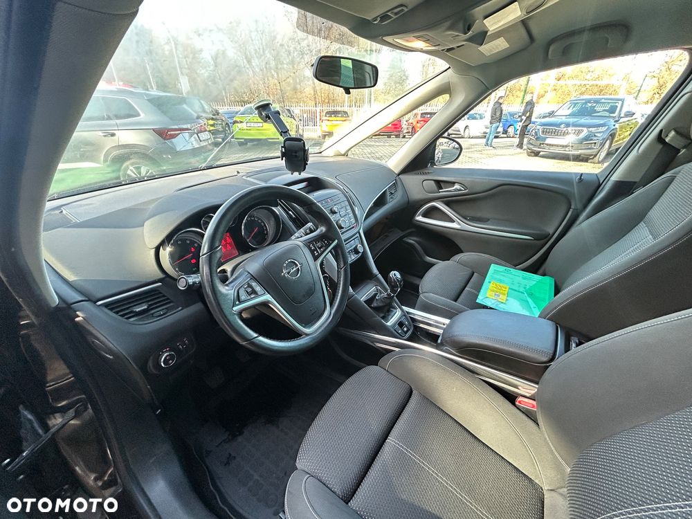 Opel Zafira 1.4 T Enjoy - 9