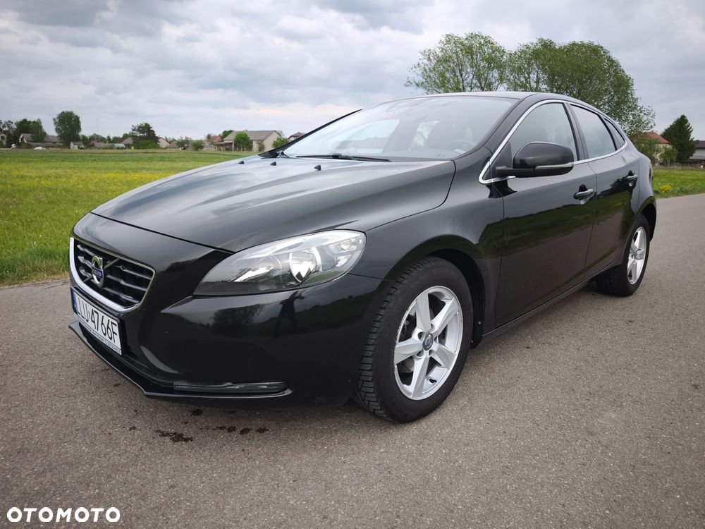Volvo V40 D2 Summum - 1