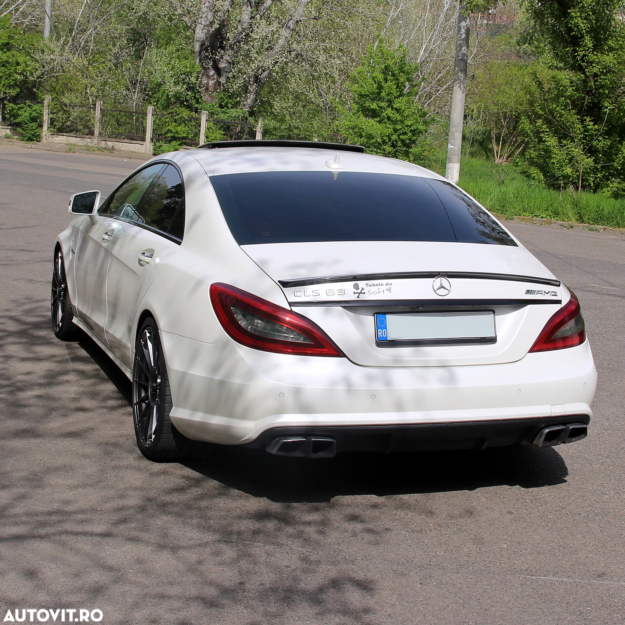Mercedes-Benz CLS - 4