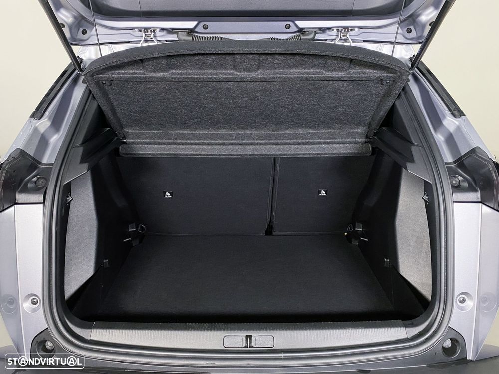 Peugeot 2008 1.2 PureTech Style - 8