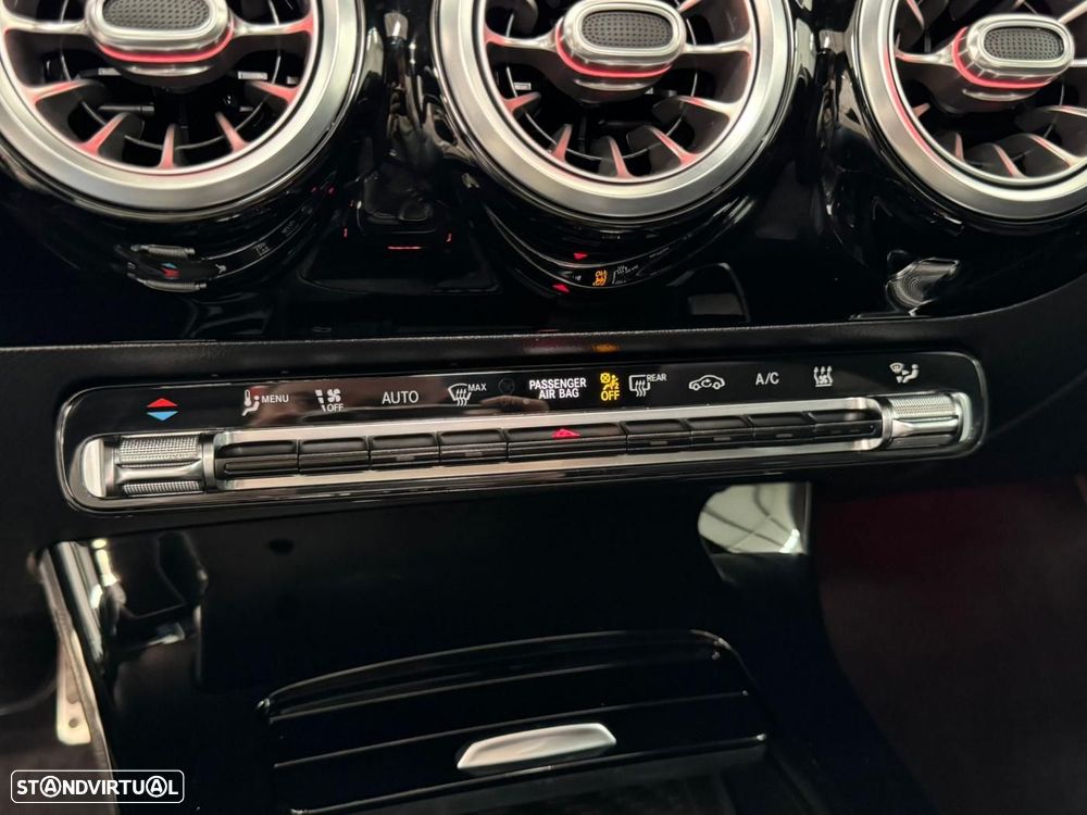 Mercedes-Benz CLA 250 e Shooting Brake AMG Line - 39