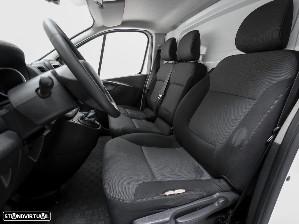 Renault Trafic 2.0 dCi L1H1 c/frio c/iva - 11