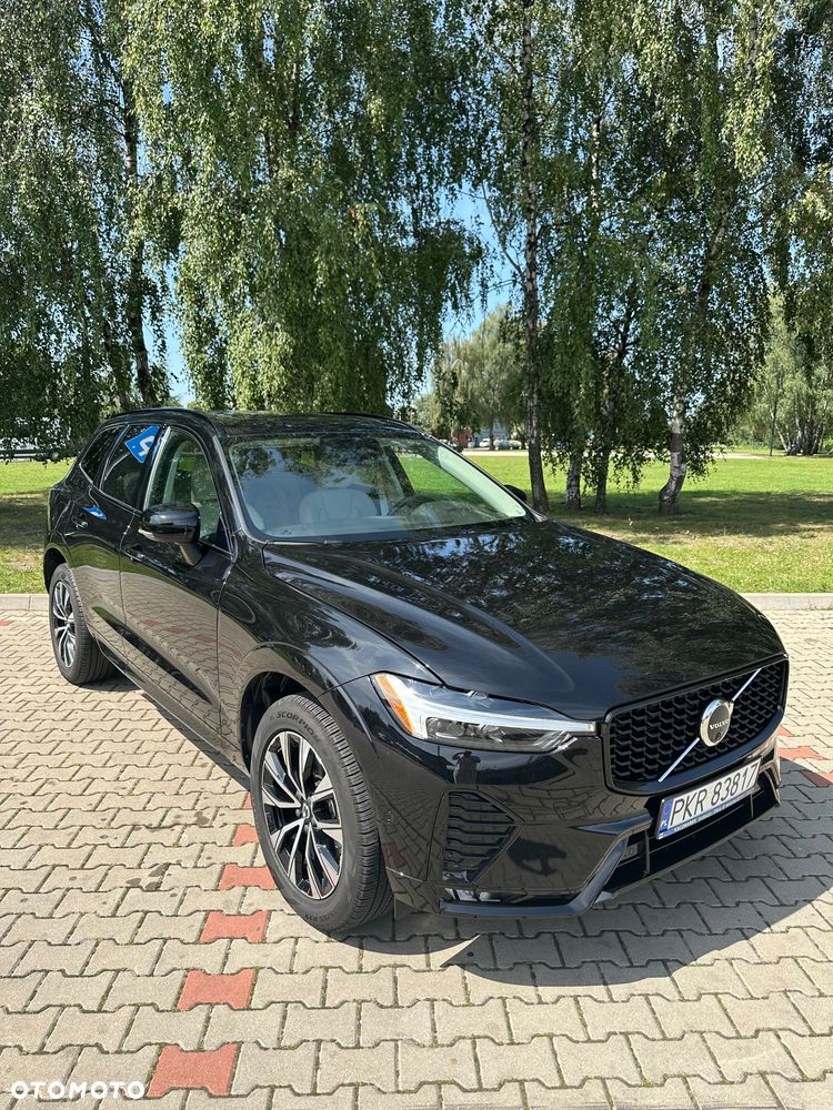 Volvo XC 60 B5 B AWD R-Design - 2