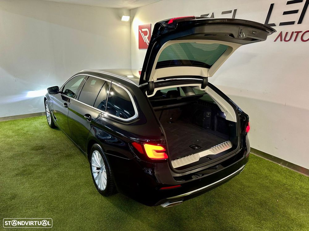 BMW 530 e Line Luxury - 53