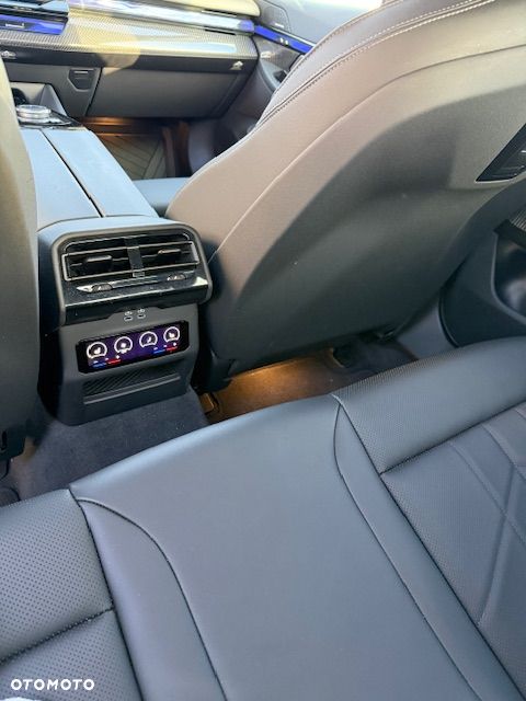 BMW Seria 5 520i M Sport Edition - 9