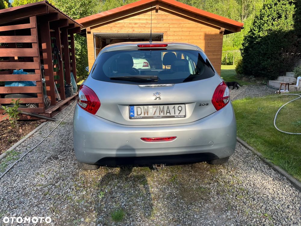 Peugeot 208 1.2 PureTech Allure - 5