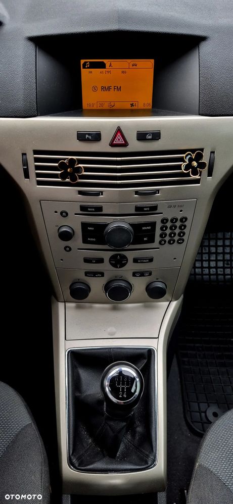 Opel Astra - 22