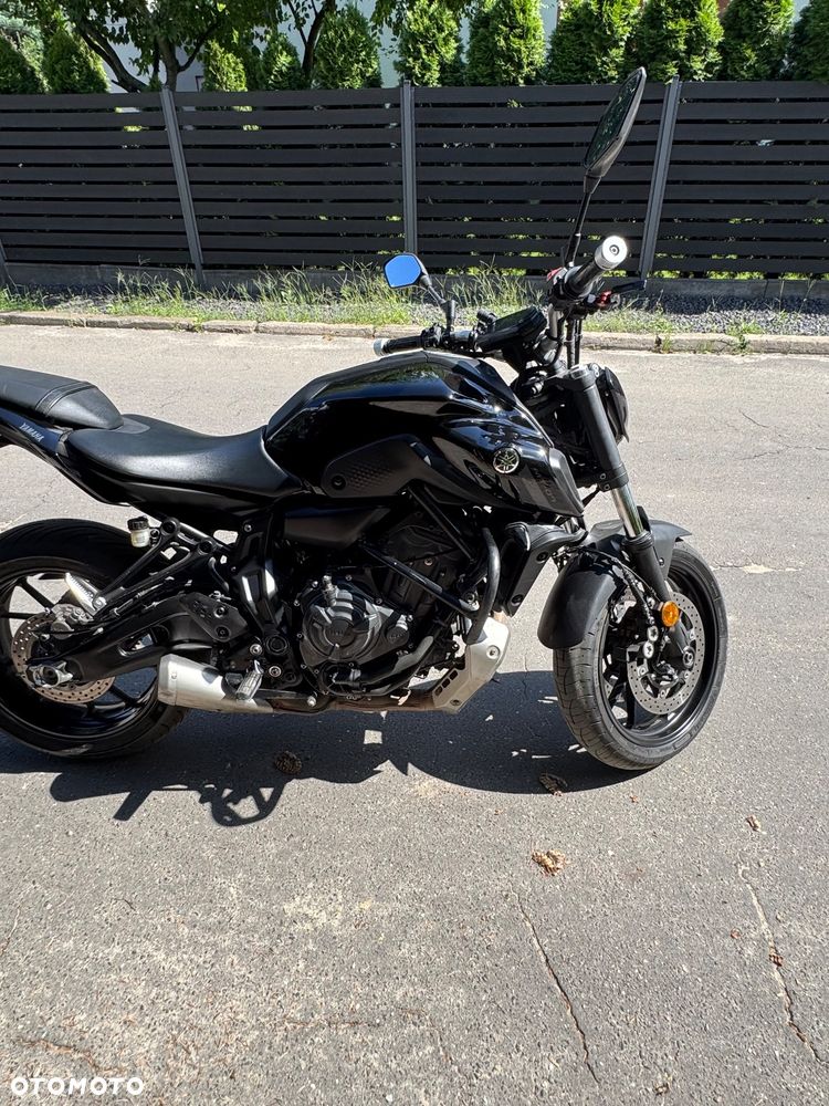 Yamaha MT - 9
