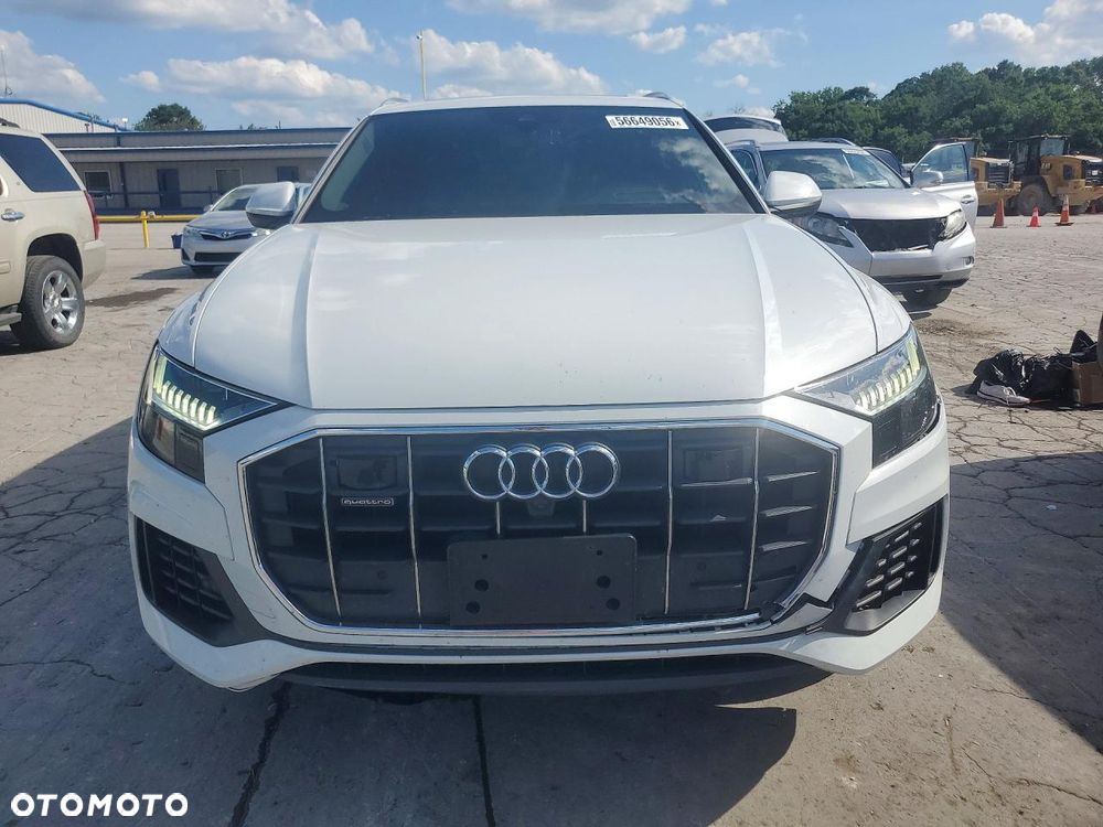Audi Q8 - 6