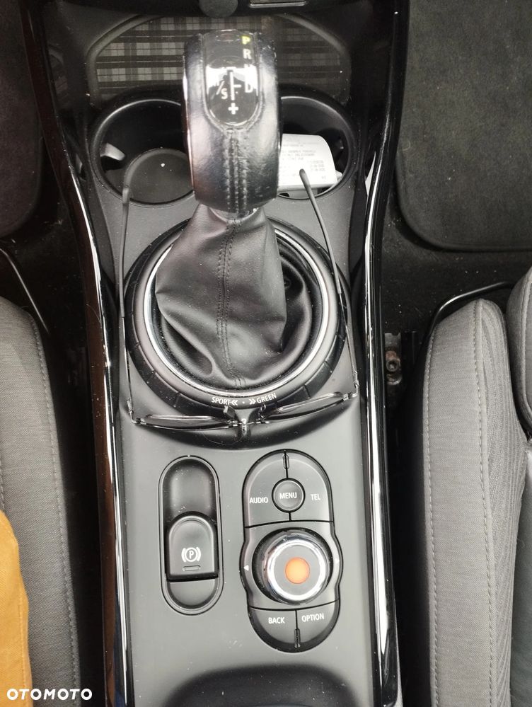 MINI Clubman Cooper - 12