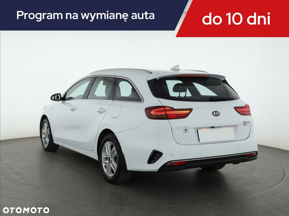 Kia Ceed - 6
