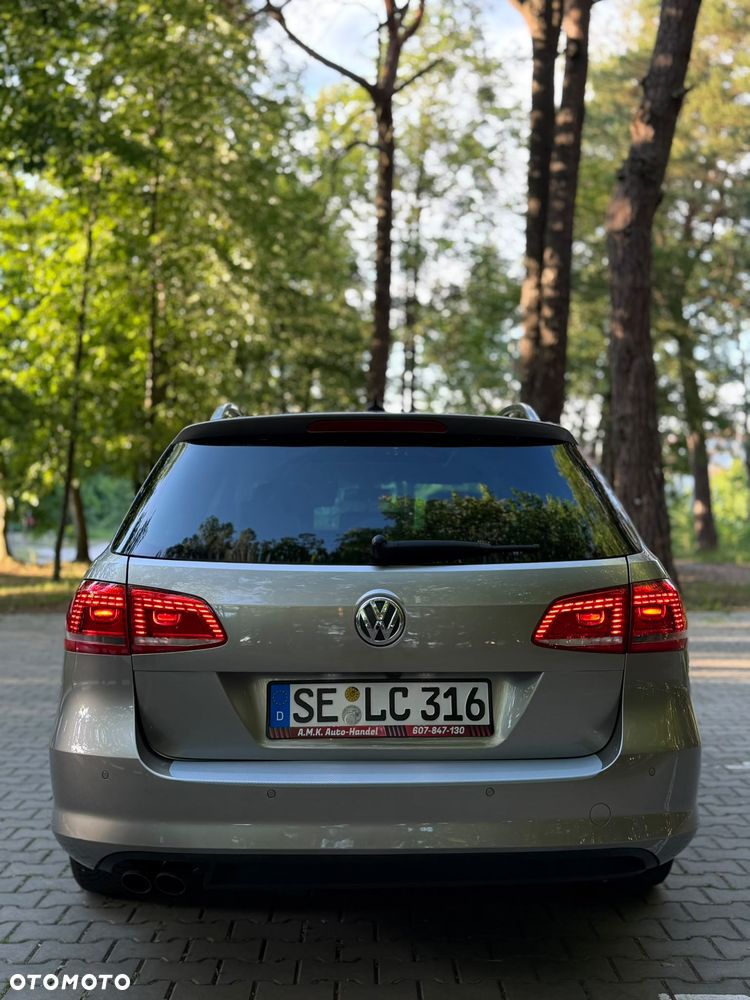 Volkswagen Passat 2.0 TDI DPF BlueMotion Technology Highline - 15