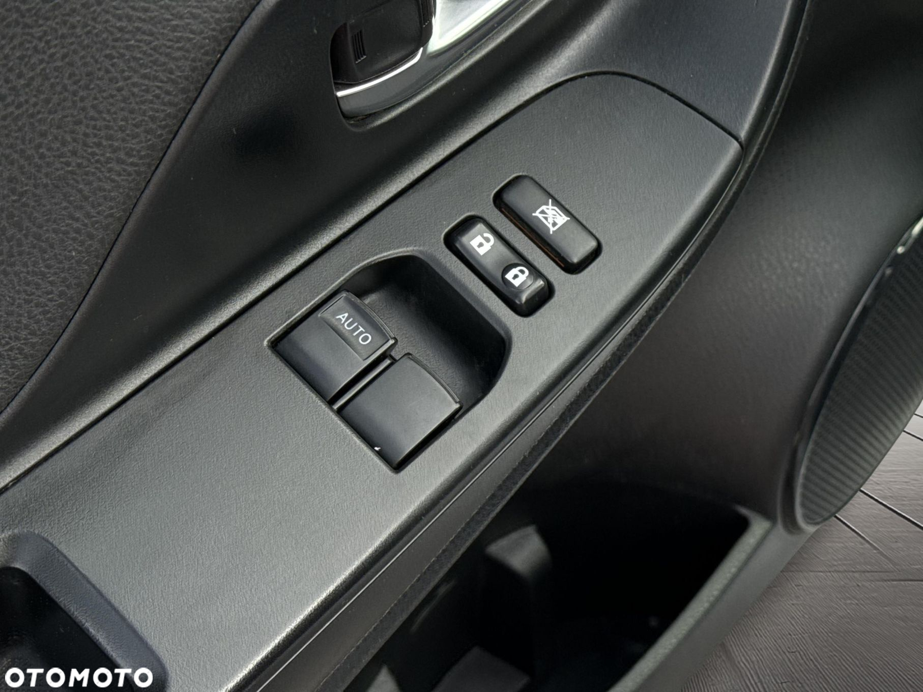 Toyota Yaris - 19