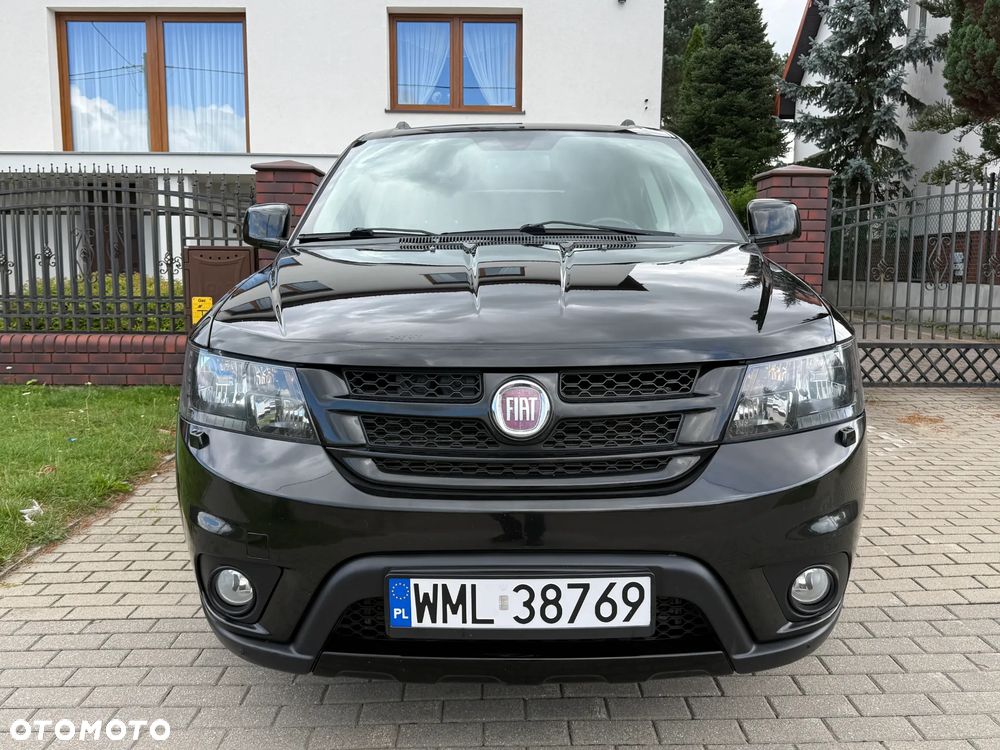 Fiat Freemont 2.0 Multijet Black Code AWD - 4