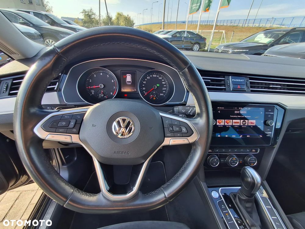 Volkswagen Passat 1.5 TSI EVO Elegance DSG - 19
