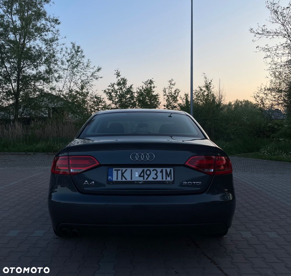 Audi A4 Limousine 2.0 TDI DPF Ambiente - 4