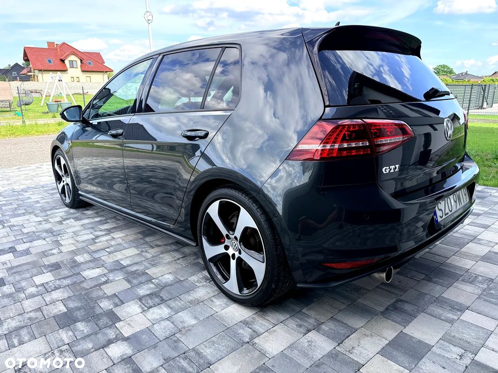 Volkswagen Golf GTI BlueMotion Technology - 31