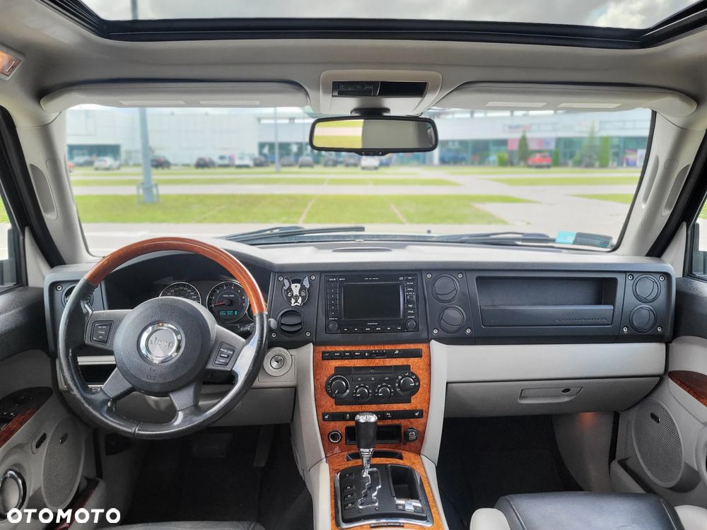 Jeep Commander 3.0 CRD Overland - 10