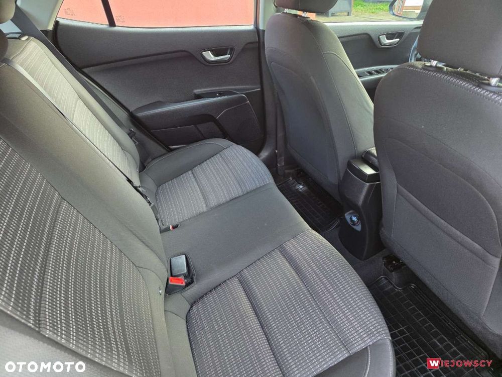 Kia Stonic - 17