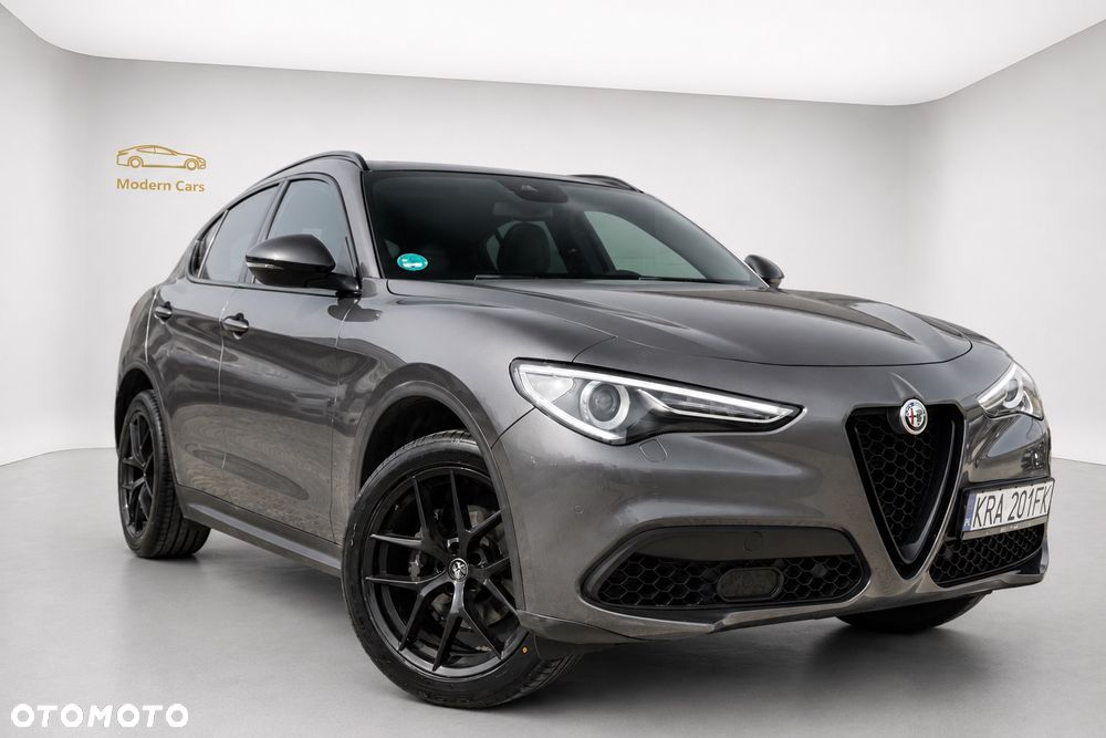 Alfa Romeo Stelvio 2.0 Turbo 16V AT8-Q4 B-Tech