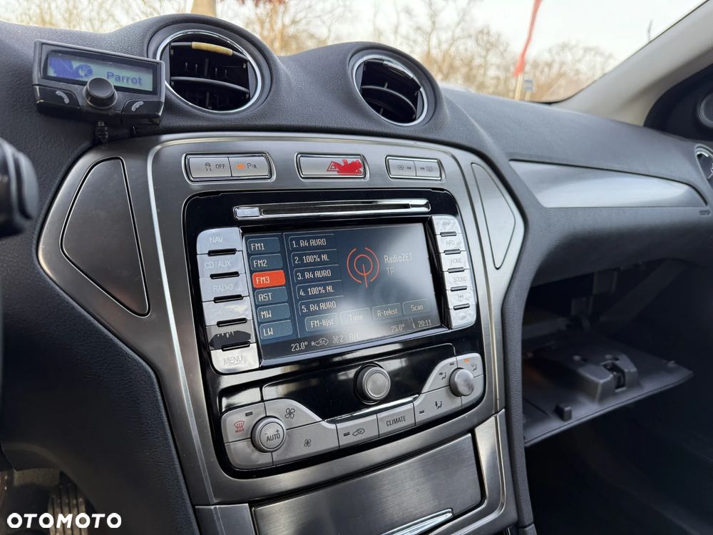 Ford Mondeo 2.0 Viva Titanium - 19