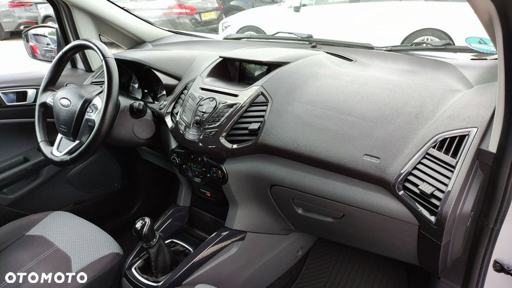 Ford EcoSport - 26