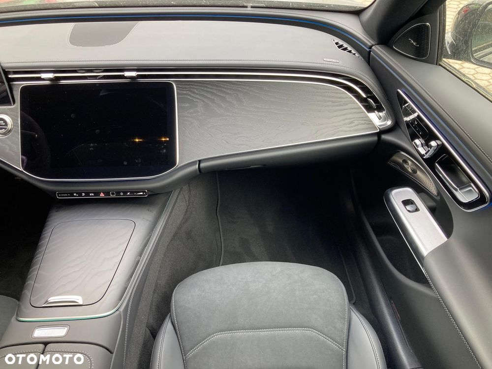 Mercedes-Benz Klasa E 220 d mHEV 4-Matic Exclusive 9G-Tronic - 5