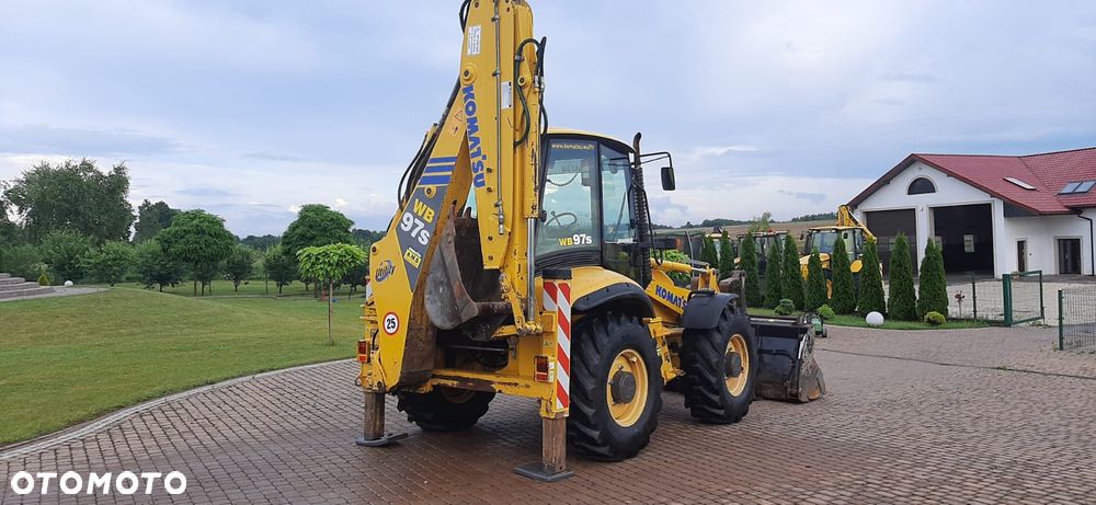 Komatsu WB97S-2 - 9