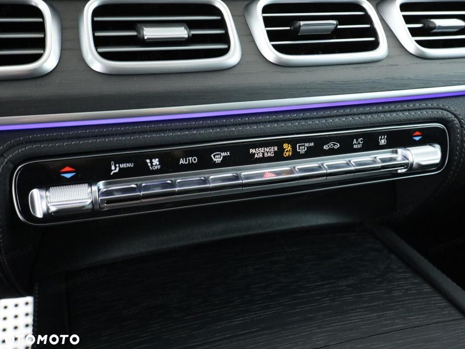 Mercedes-Benz GLE - 10