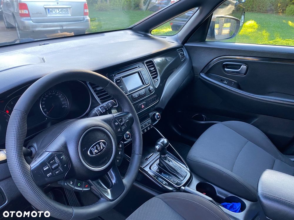 Kia Carens 1.7 CRDi L - 7
