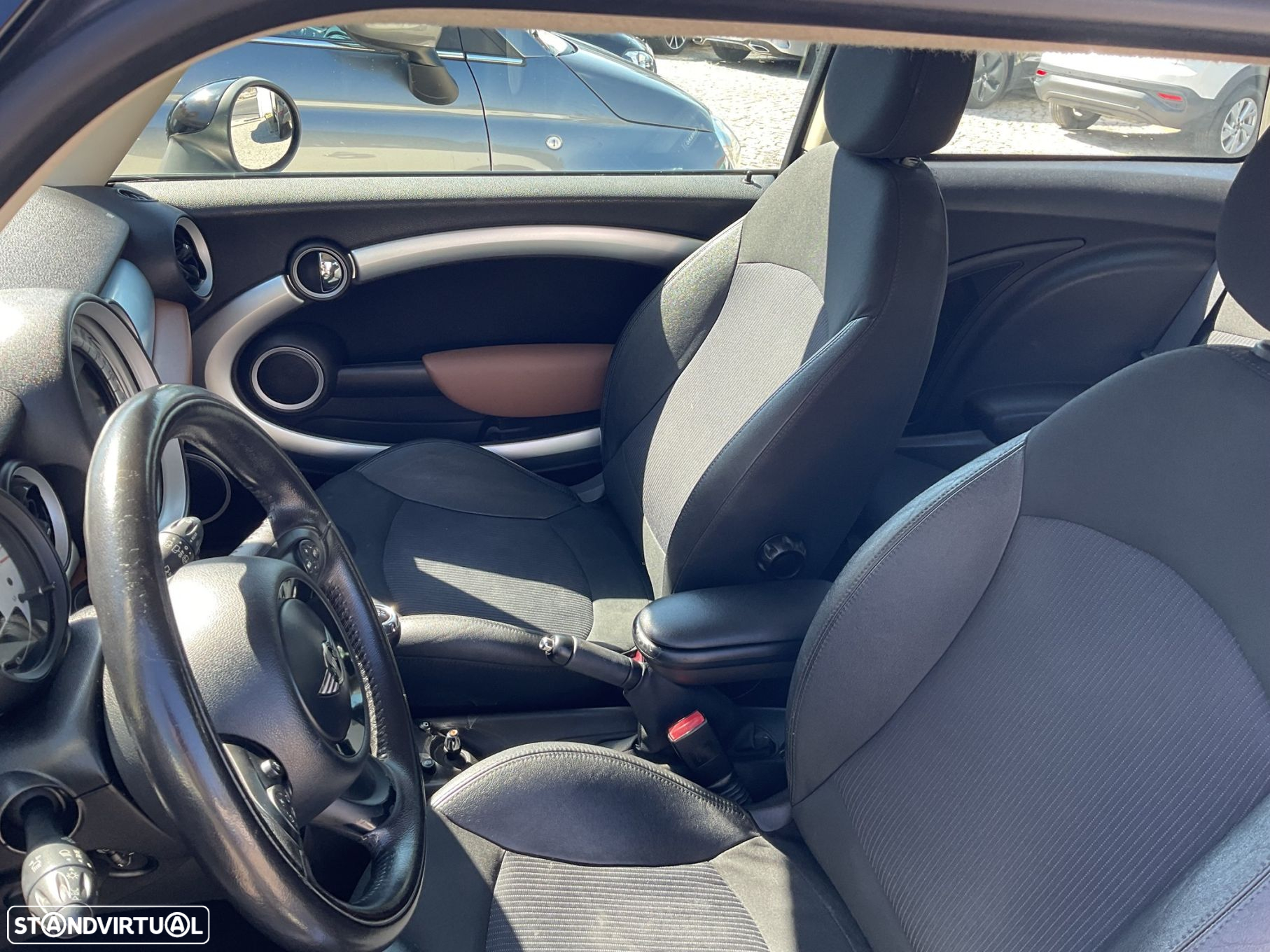 MINI 3 Portas Cooper D - 21