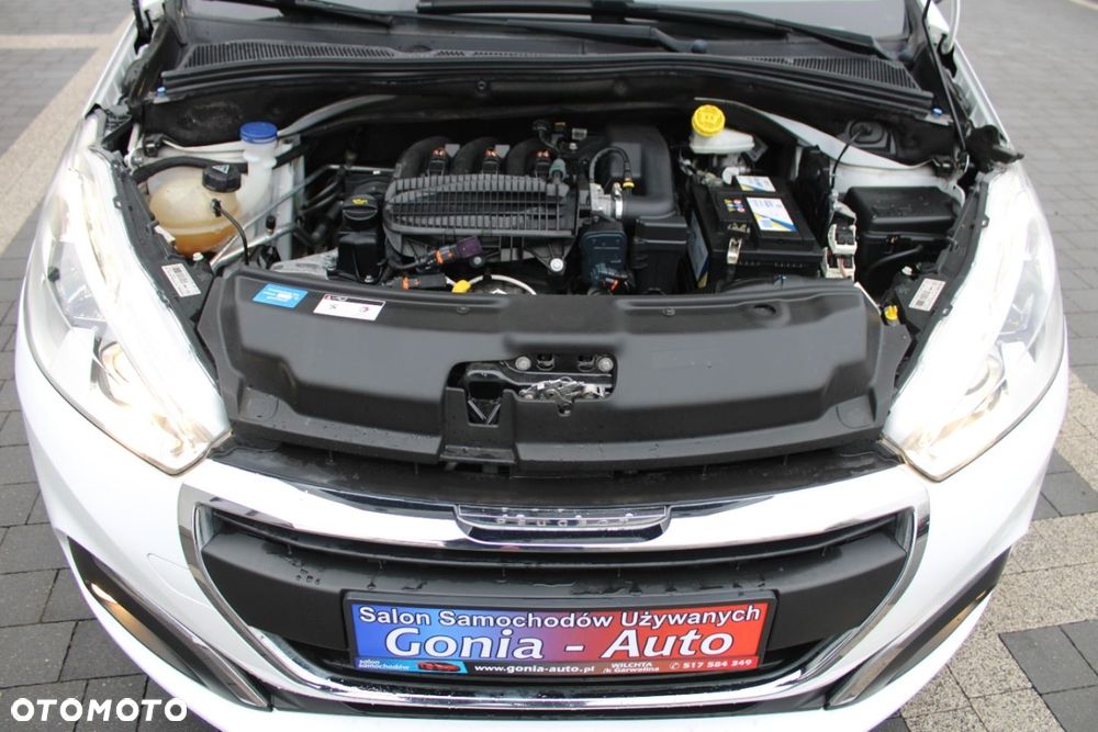 Peugeot 208 - 16