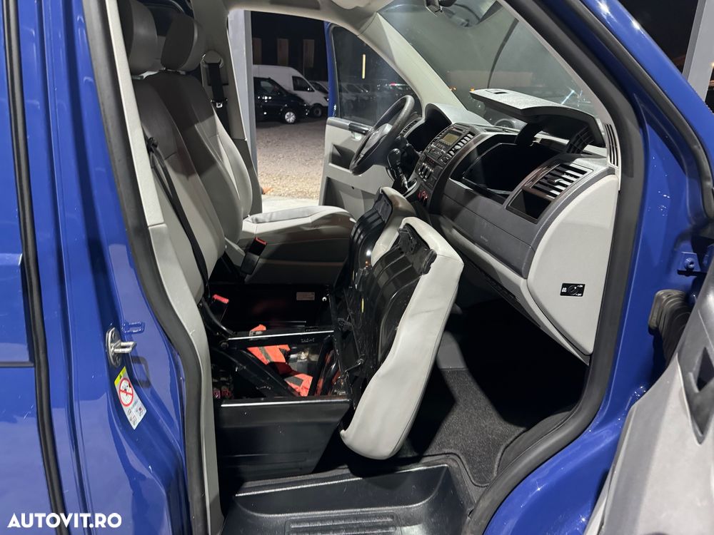 Volkswagen Transporter T5 City - 18