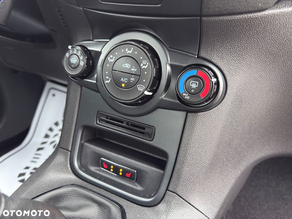 Ford Fiesta 1.25 Titanium EU5 - 17