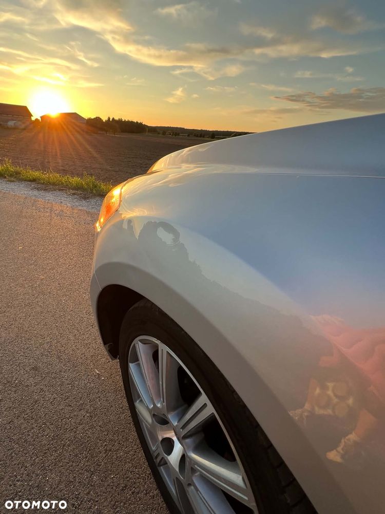 Ford Mondeo - 14